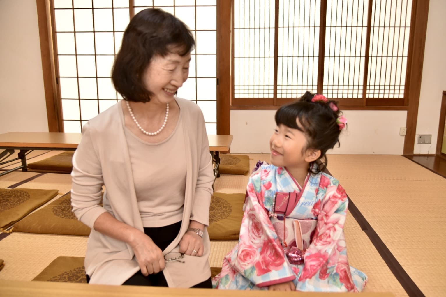 おばあちゃんとにっこり