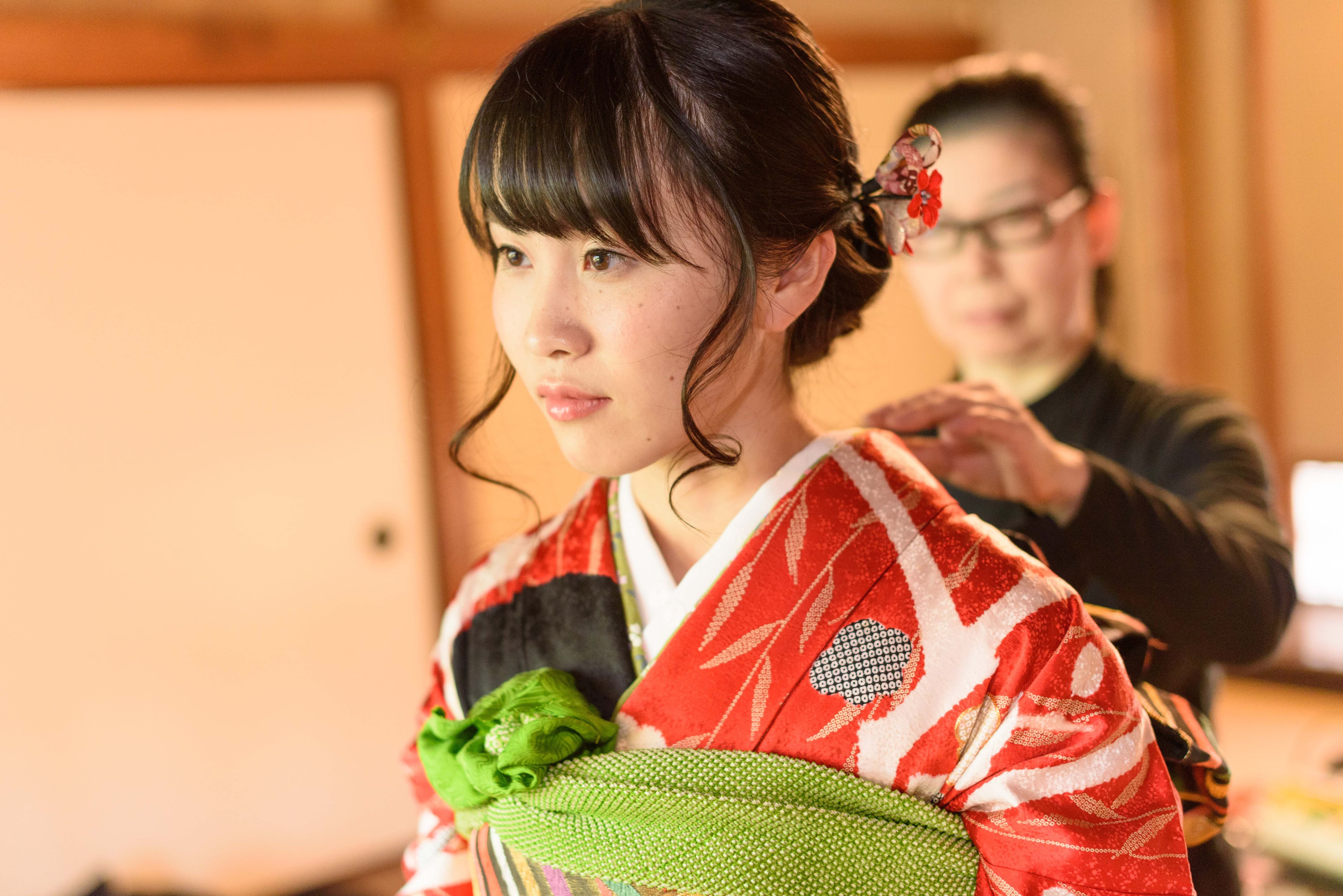 お支度から始まります
